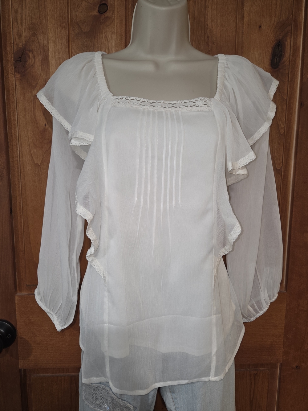 White Square-Neck Ruffle‎ Chiffon Blouse